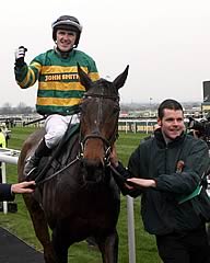 AP McCoy and Don't Push It 